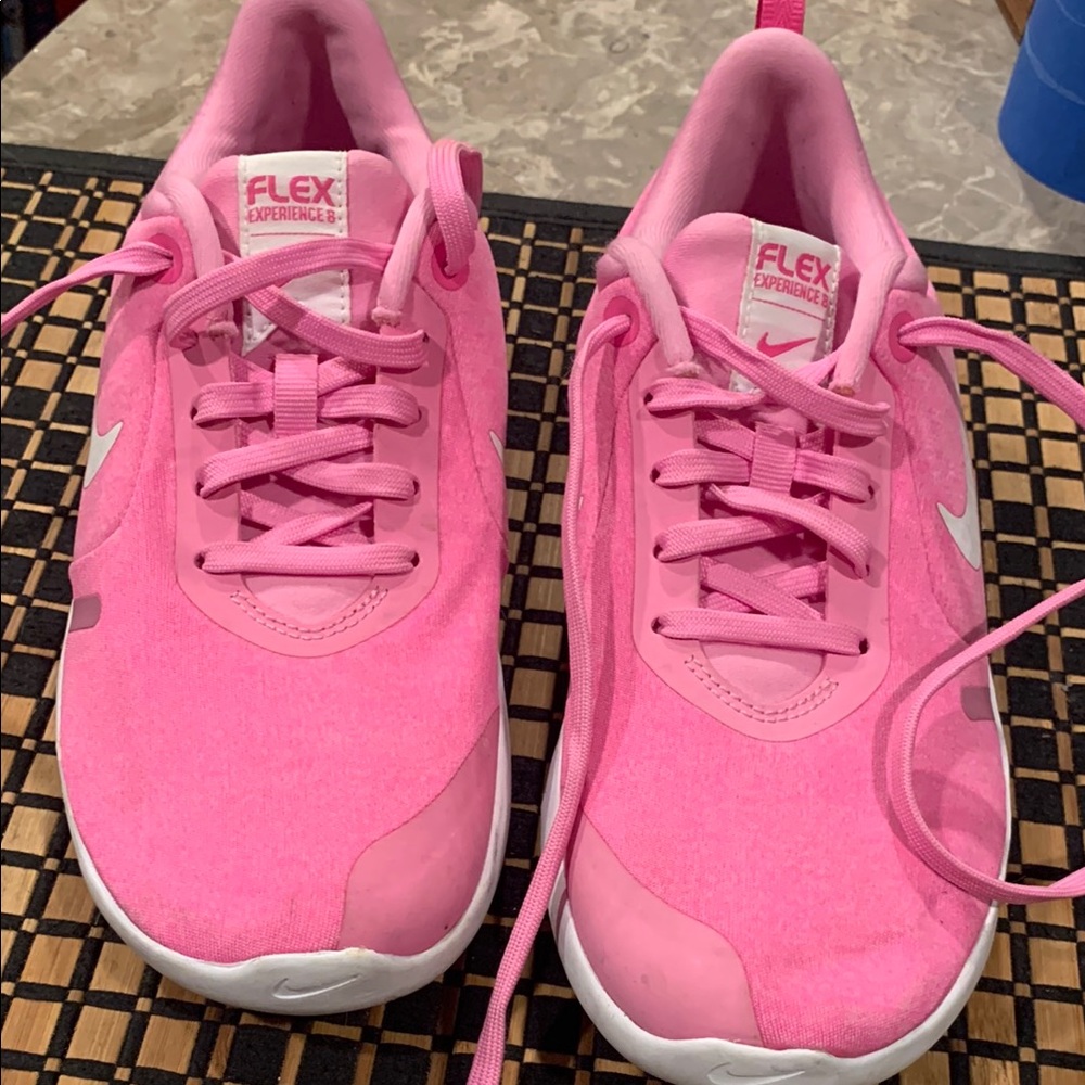 Nike Flex Experience Pink Sneakers